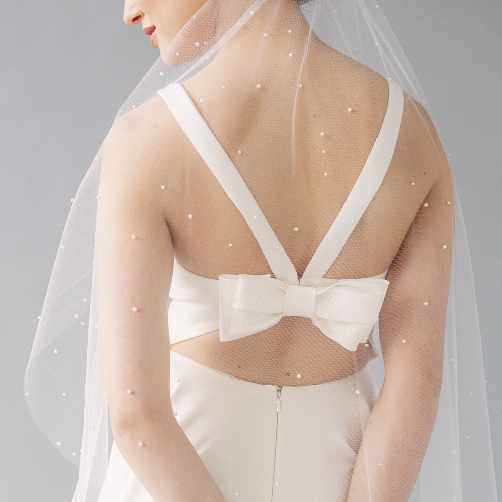 Toni Federici Tiana Veil Sample